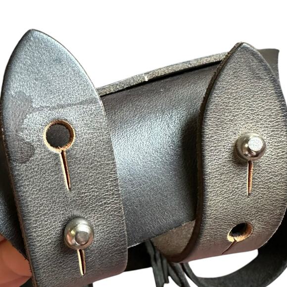 WALNUT Leather Studio Black Leather 6 Pack Beer Bicycle Carrier Masonite - Picture 5 of 9